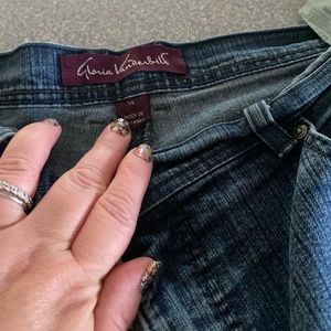 Women’s Gloria Vanderbilt jeans